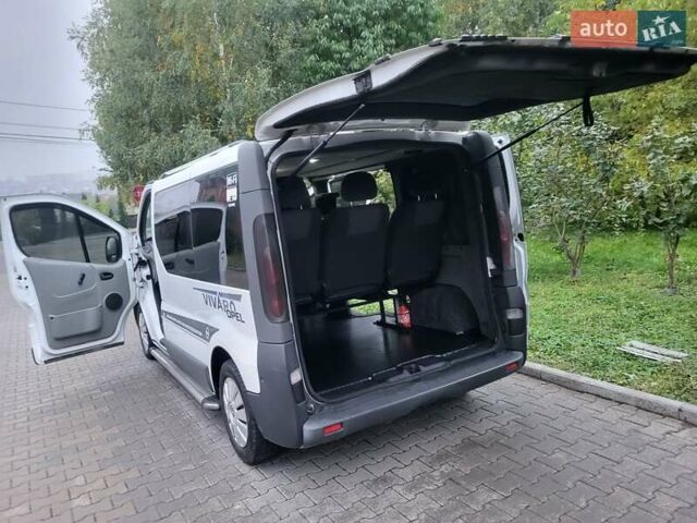 Білий Опель Віваро, об'ємом двигуна 1.9 л та пробігом 243 тис. км за 7800 $, фото 48 на Automoto.ua