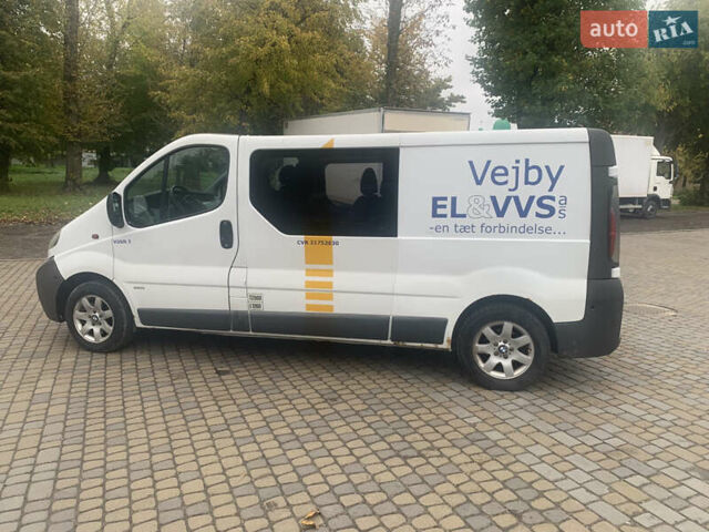 Білий Опель Віваро, об'ємом двигуна 1.9 л та пробігом 412 тис. км за 6800 $, фото 1 на Automoto.ua