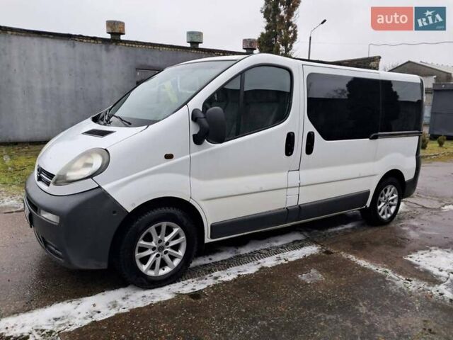 Білий Опель Віваро, об'ємом двигуна 1.9 л та пробігом 319 тис. км за 6800 $, фото 3 на Automoto.ua