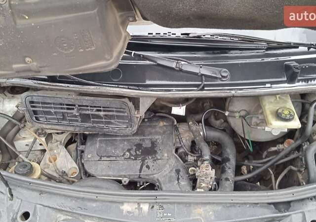 Білий Опель Віваро, об'ємом двигуна 1.9 л та пробігом 450 тис. км за 7200 $, фото 13 на Automoto.ua