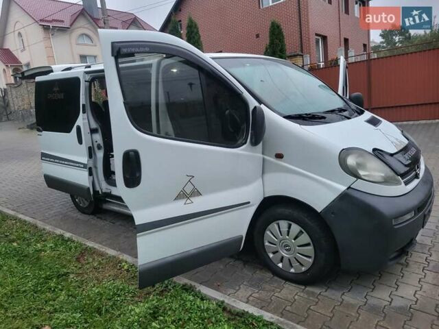 Білий Опель Віваро, об'ємом двигуна 1.9 л та пробігом 243 тис. км за 7800 $, фото 40 на Automoto.ua