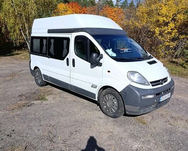 Білий Опель Віваро, об'ємом двигуна 1.87 л та пробігом 330 тис. км за 8300 $, фото 1 на Automoto.ua