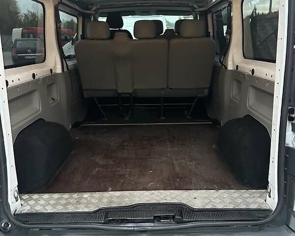 Білий Опель Віваро, об'ємом двигуна 1.9 л та пробігом 245 тис. км за 8800 $, фото 30 на Automoto.ua