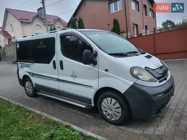 Білий Опель Віваро, об'ємом двигуна 1.9 л та пробігом 243 тис. км за 7800 $, фото 7 на Automoto.ua