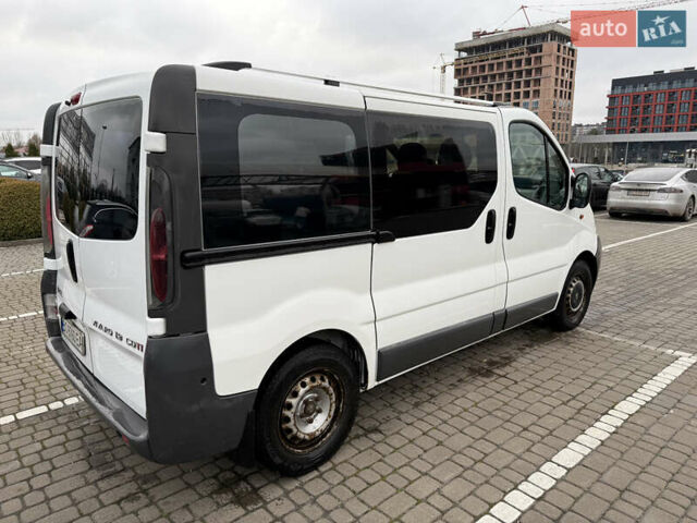 Белый Опель Виваро, объемом двигателя 1.9 л и пробегом 273 тыс. км за 8500 $, фото 7 на Automoto.ua