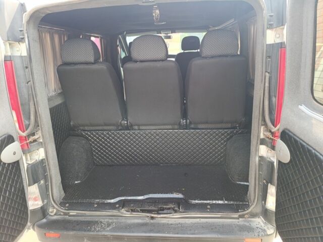 Білий Опель Віваро, об'ємом двигуна 2 л та пробігом 217 тис. км за 9200 $, фото 6 на Automoto.ua