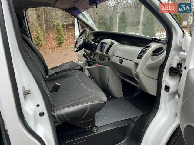 Білий Опель Віваро, об'ємом двигуна 1.9 л та пробігом 370 тис. км за 8350 $, фото 50 на Automoto.ua