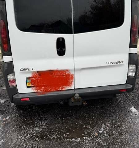 Белый Опель Виваро, объемом двигателя 1.9 л и пробегом 213 тыс. км за 9000 $, фото 8 на Automoto.ua