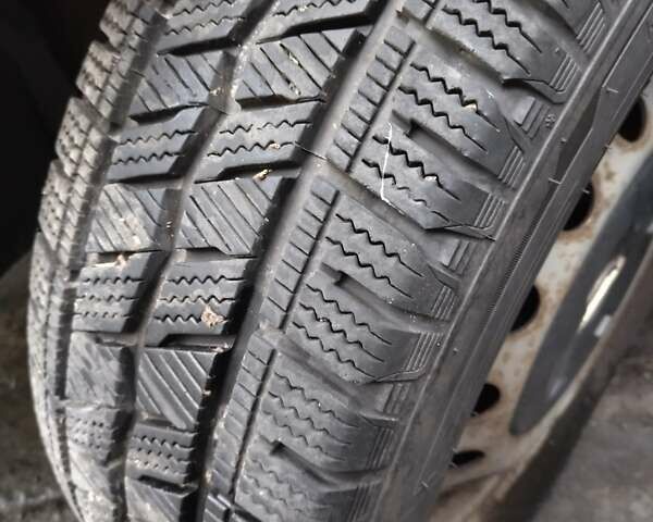 Білий Опель Віваро, об'ємом двигуна 1.87 л та пробігом 319 тис. км за 6300 $, фото 8 на Automoto.ua
