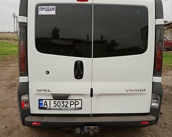 Белый Опель Виваро, объемом двигателя 1.87 л и пробегом 420 тыс. км за 9900 $, фото 6 на Automoto.ua