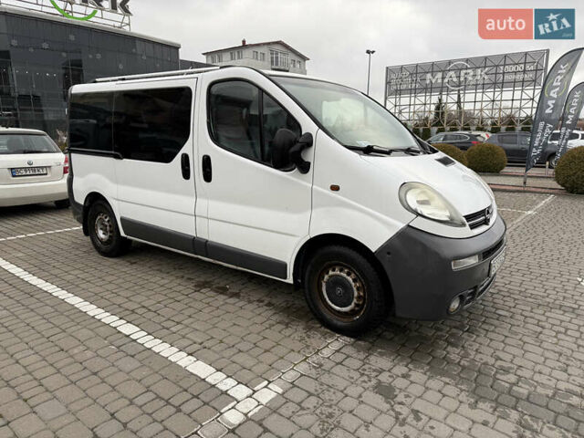 Белый Опель Виваро, объемом двигателя 1.9 л и пробегом 273 тыс. км за 8500 $, фото 9 на Automoto.ua