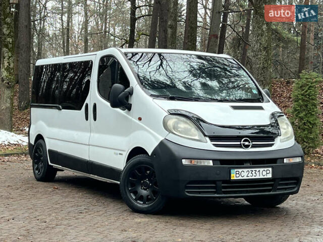 Білий Опель Віваро, об'ємом двигуна 1.9 л та пробігом 370 тис. км за 8350 $, фото 14 на Automoto.ua