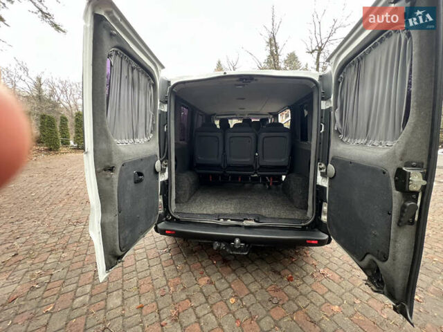 Білий Опель Віваро, об'ємом двигуна 1.9 л та пробігом 370 тис. км за 8350 $, фото 61 на Automoto.ua