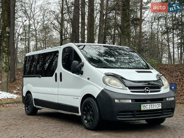 Білий Опель Віваро, об'ємом двигуна 1.9 л та пробігом 370 тис. км за 8350 $, фото 19 на Automoto.ua