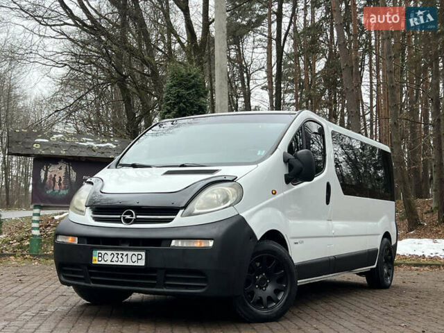 Білий Опель Віваро, об'ємом двигуна 1.9 л та пробігом 370 тис. км за 8350 $, фото 9 на Automoto.ua