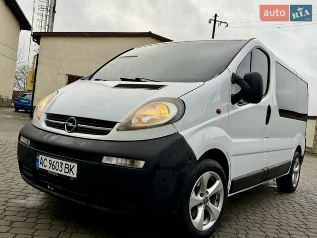 Белый Опель Виваро, объемом двигателя 1.87 л и пробегом 365 тыс. км за 6950 $, фото 14 на Automoto.ua