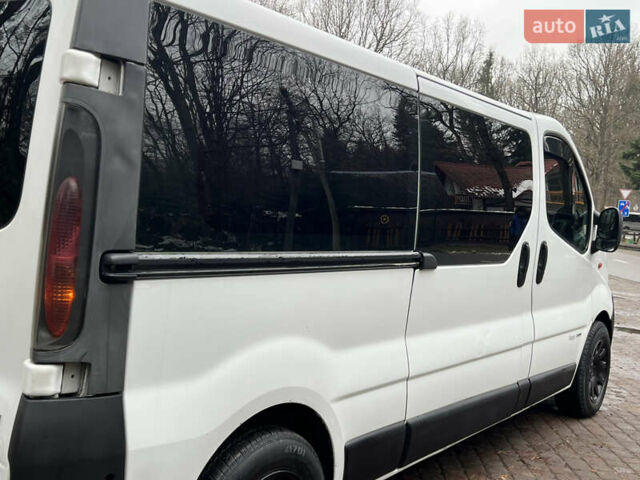 Білий Опель Віваро, об'ємом двигуна 1.9 л та пробігом 370 тис. км за 8350 $, фото 38 на Automoto.ua