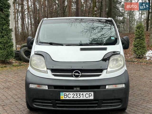 Білий Опель Віваро, об'ємом двигуна 1.9 л та пробігом 370 тис. км за 8350 $, фото 22 на Automoto.ua