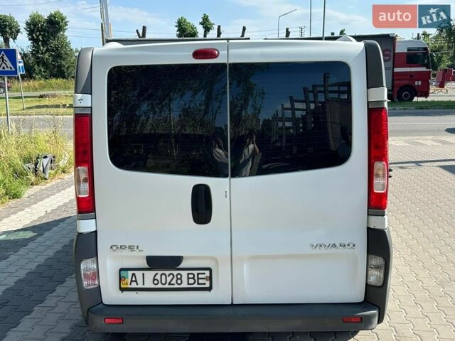 Білий Опель Віваро, об'ємом двигуна 0 л та пробігом 287 тис. км за 7200 $, фото 2 на Automoto.ua