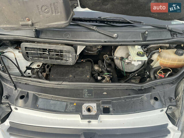 Білий Опель Віваро, об'ємом двигуна 1.9 л та пробігом 246 тис. км за 6999 $, фото 31 на Automoto.ua