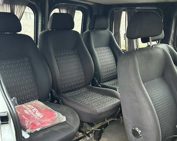 Белый Опель Виваро, объемом двигателя 1.87 л и пробегом 252 тыс. км за 6500 $, фото 6 на Automoto.ua