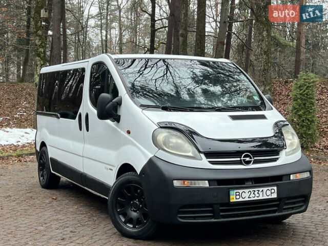 Білий Опель Віваро, об'ємом двигуна 1.9 л та пробігом 370 тис. км за 8350 $, фото 6 на Automoto.ua