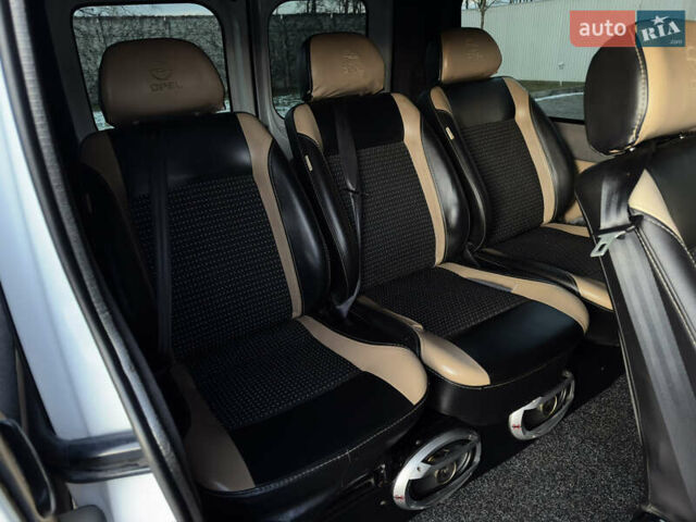 Белый Опель Виваро, объемом двигателя 2 л и пробегом 337 тыс. км за 8850 $, фото 48 на Automoto.ua