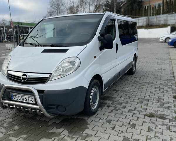 Білий Опель Віваро, об'ємом двигуна 2 л та пробігом 336 тис. км за 7900 $, фото 5 на Automoto.ua