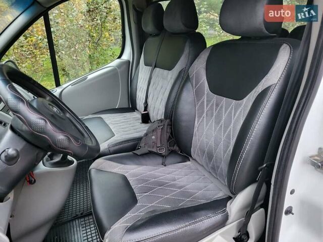 Белый Опель Виваро, объемом двигателя 2 л и пробегом 248 тыс. км за 9500 $, фото 87 на Automoto.ua