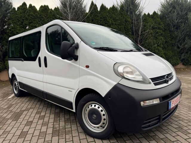 Білий Опель Віваро, об'ємом двигуна 1.9 л та пробігом 280 тис. км за 6600 $, фото 7 на Automoto.ua