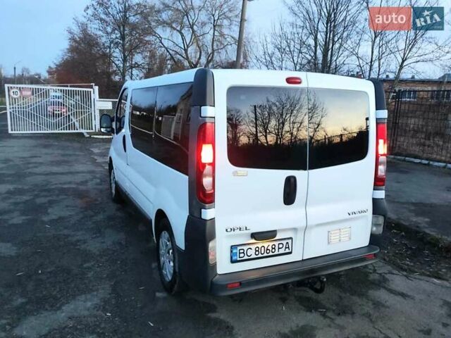Белый Опель Виваро, объемом двигателя 2 л и пробегом 398 тыс. км за 7150 $, фото 14 на Automoto.ua