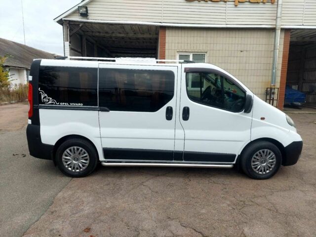 Білий Опель Віваро, об'ємом двигуна 0 л та пробігом 314 тис. км за 8000 $, фото 3 на Automoto.ua