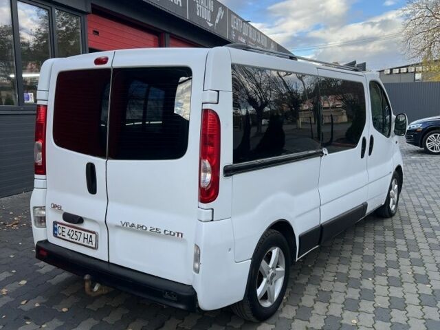 Білий Опель Віваро, об'ємом двигуна 2.5 л та пробігом 585 тис. км за 8300 $, фото 3 на Automoto.ua