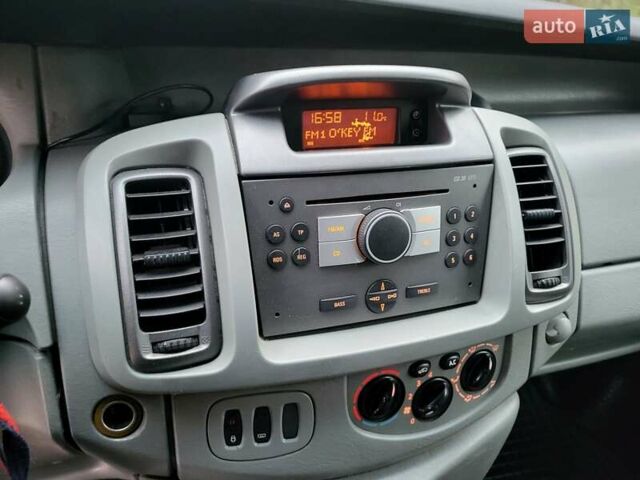 Белый Опель Виваро, объемом двигателя 2 л и пробегом 248 тыс. км за 9500 $, фото 81 на Automoto.ua