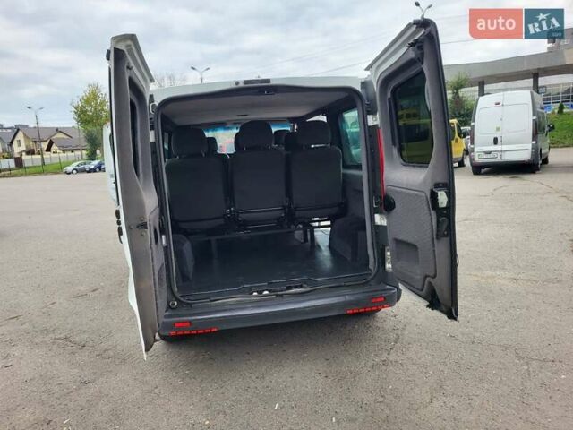 Белый Опель Виваро, объемом двигателя 2 л и пробегом 248 тыс. км за 9500 $, фото 52 на Automoto.ua