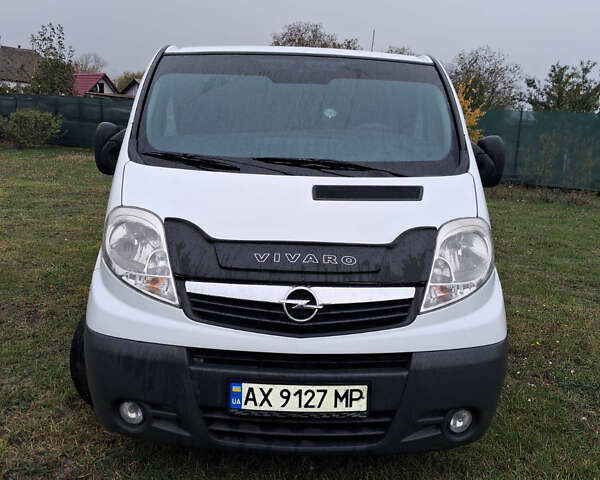 Білий Опель Віваро, об'ємом двигуна 2.46 л та пробігом 320 тис. км за 8500 $, фото 2 на Automoto.ua