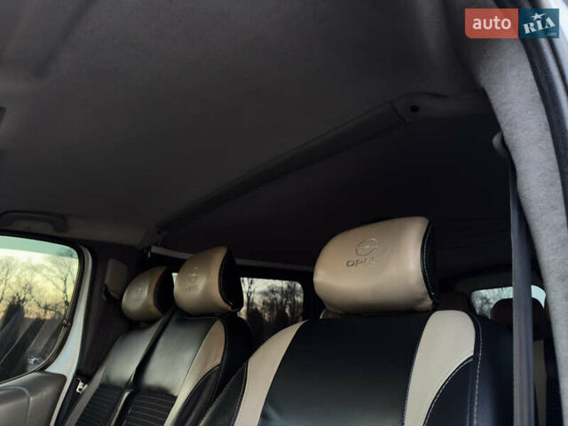 Белый Опель Виваро, объемом двигателя 2 л и пробегом 337 тыс. км за 8850 $, фото 36 на Automoto.ua