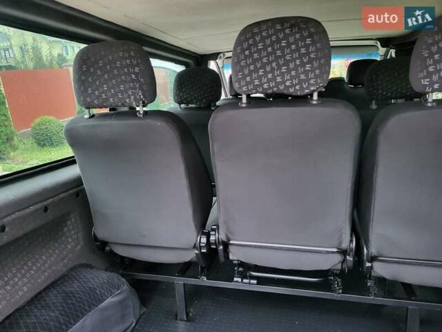 Белый Опель Виваро, объемом двигателя 2 л и пробегом 248 тыс. км за 9500 $, фото 95 на Automoto.ua