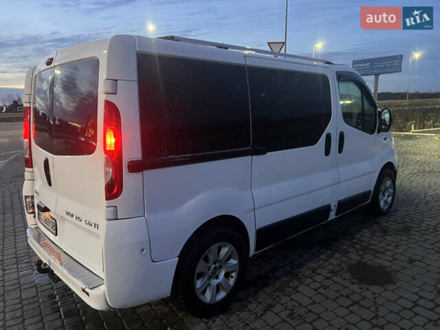 Білий Опель Віваро, об'ємом двигуна 2 л та пробігом 280 тис. км за 8300 $, фото 6 на Automoto.ua