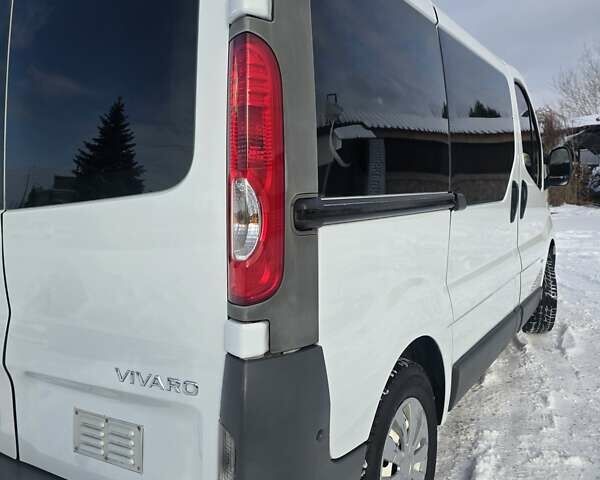 Белый Опель Виваро, объемом двигателя 2 л и пробегом 298 тыс. км за 8500 $, фото 41 на Automoto.ua