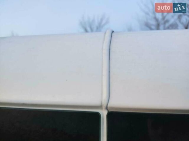 Белый Опель Виваро, объемом двигателя 2 л и пробегом 398 тыс. км за 7150 $, фото 23 на Automoto.ua