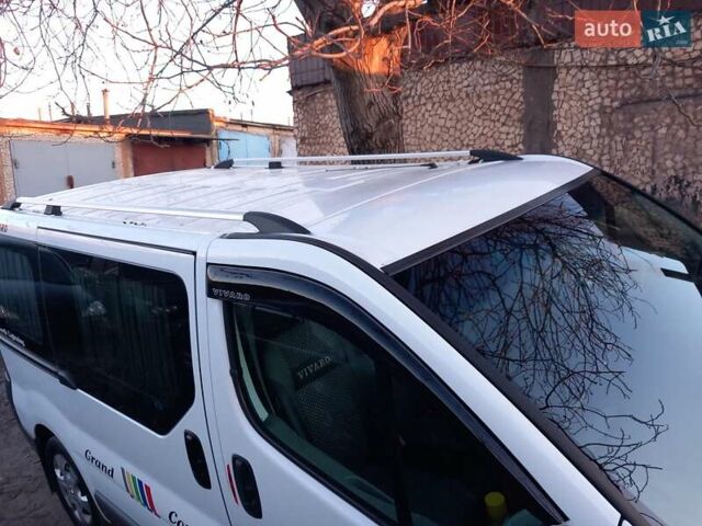 Белый Опель Виваро, объемом двигателя 2 л и пробегом 275 тыс. км за 8900 $, фото 20 на Automoto.ua