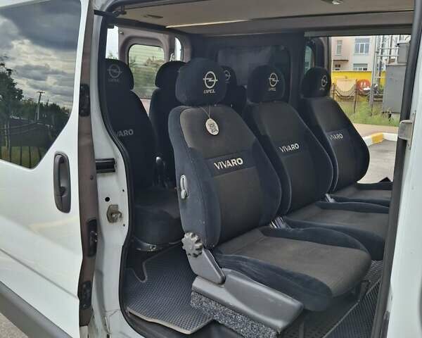Білий Опель Віваро, об'ємом двигуна 2.46 л та пробігом 278 тис. км за 11000 $, фото 14 на Automoto.ua