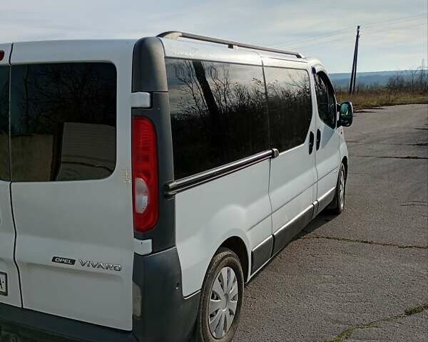Белый Опель Виваро, объемом двигателя 2 л и пробегом 385 тыс. км за 8800 $, фото 22 на Automoto.ua