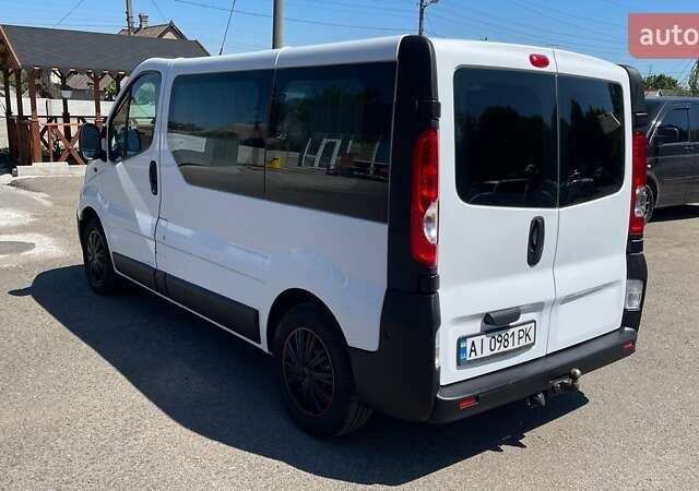 Белый Опель Виваро, объемом двигателя 2 л и пробегом 376 тыс. км за 9200 $, фото 10 на Automoto.ua