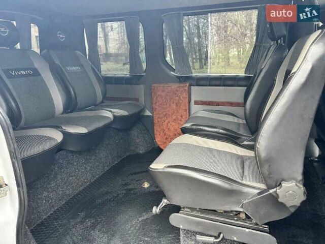 Белый Опель Виваро, объемом двигателя 2 л и пробегом 173 тыс. км за 9700 $, фото 13 на Automoto.ua