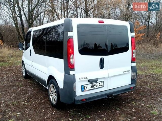 Білий Опель Віваро, об'ємом двигуна 2 л та пробігом 307 тис. км за 9300 $, фото 5 на Automoto.ua