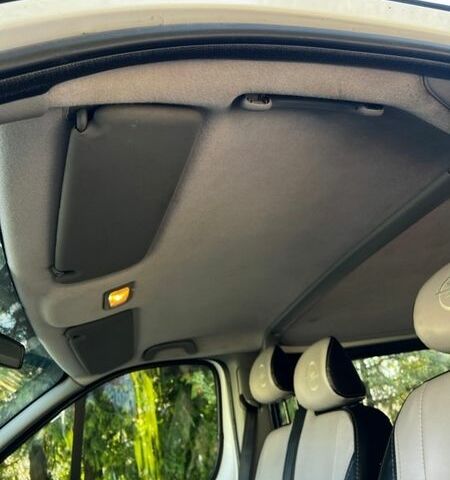 Білий Опель Віваро, об'ємом двигуна 2 л та пробігом 250 тис. км за 7950 $, фото 29 на Automoto.ua