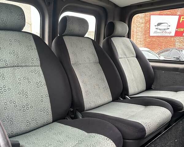 Білий Опель Віваро, об'ємом двигуна 2 л та пробігом 333 тис. км за 8000 $, фото 18 на Automoto.ua