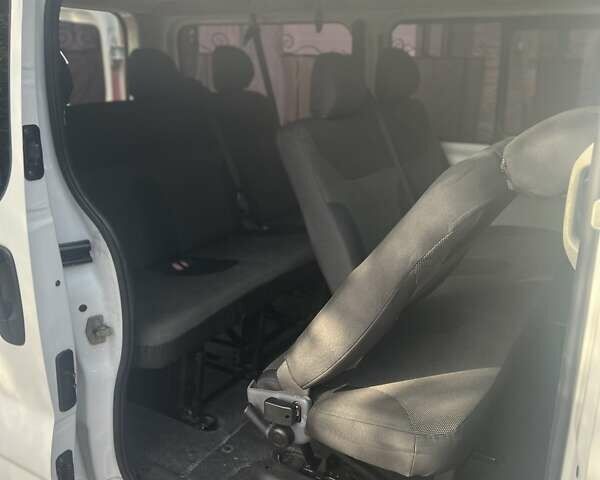 Белый Опель Виваро, объемом двигателя 2 л и пробегом 324 тыс. км за 10999 $, фото 14 на Automoto.ua